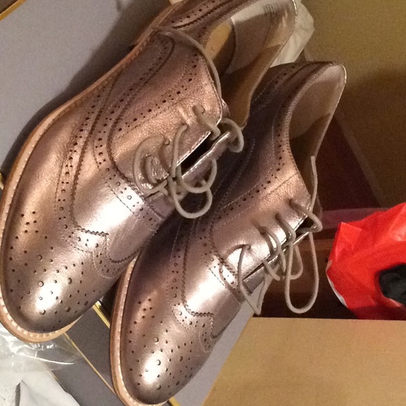 Bass Shoes - G.H. Bass Oxfords